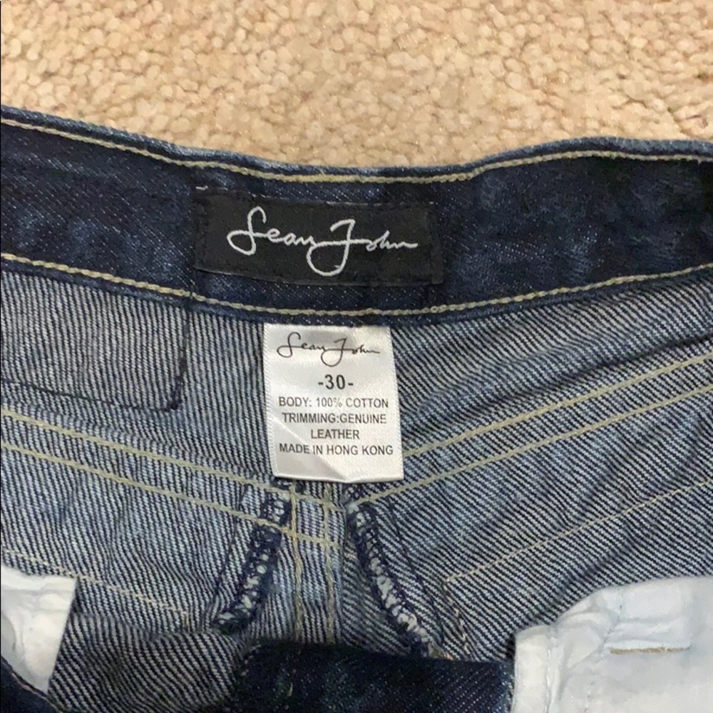Jeans - Picture 2 of 3